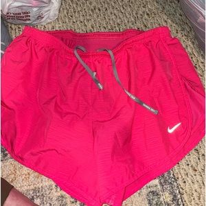 Women’s Nike shorts, size large
